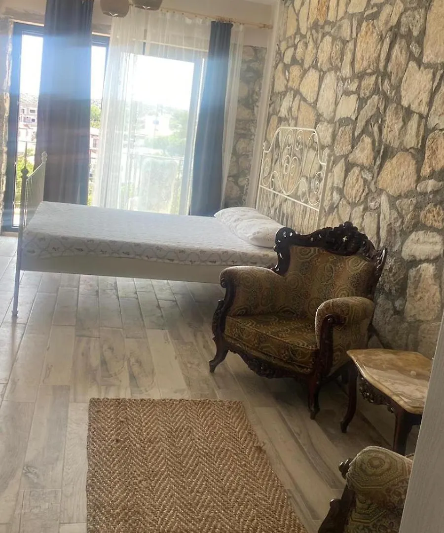Nur Karen Tas Konak Dikili Alojamento de Acomodação e Pequeno-almoço